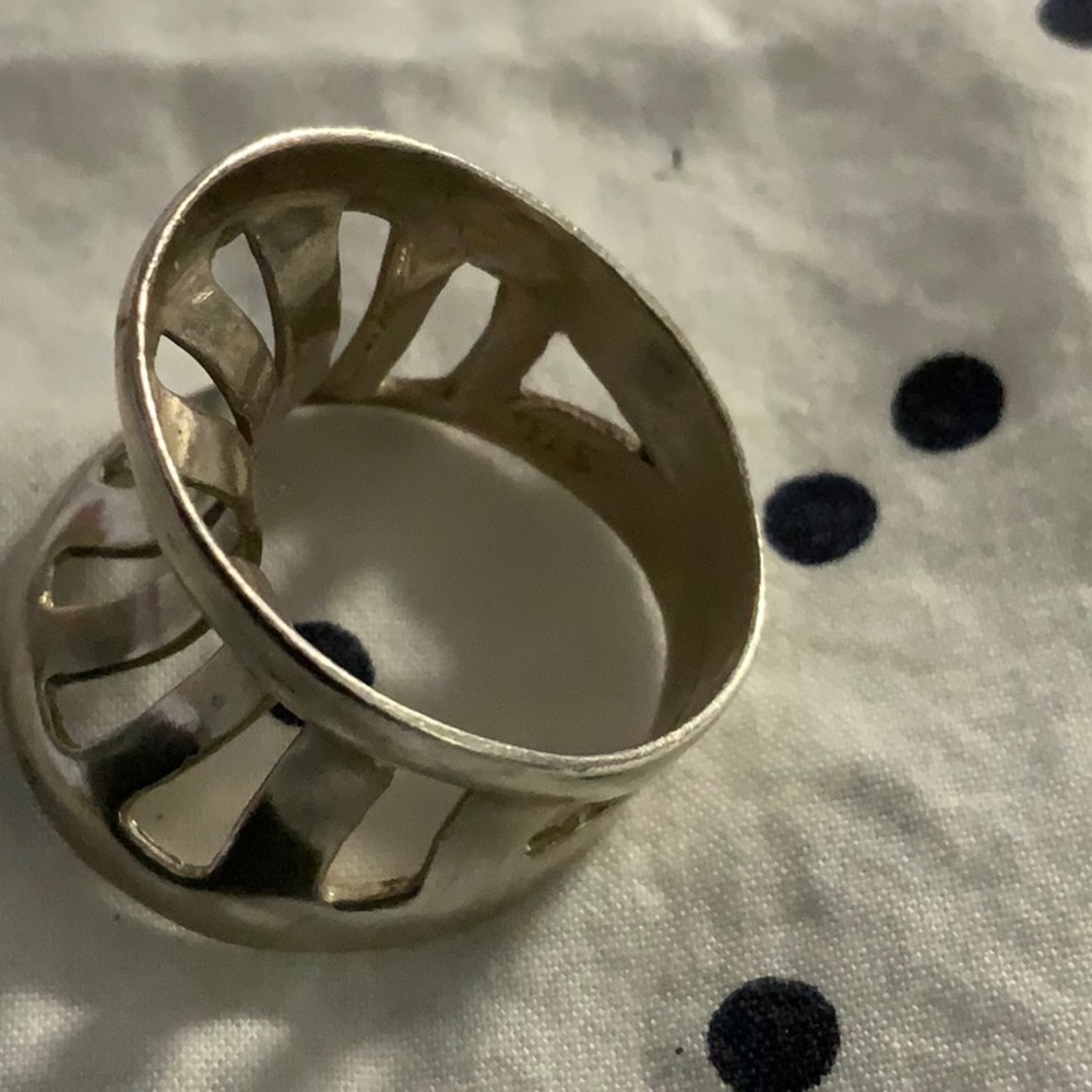 Vintage 925 Sterling Silver. Size 8 - Picture 8 of 10